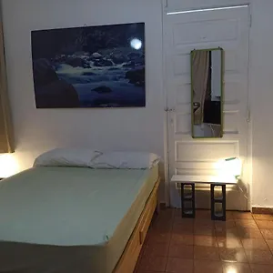 La Casa De Isabel Y Juan, Zona Colonial Santo Domingo